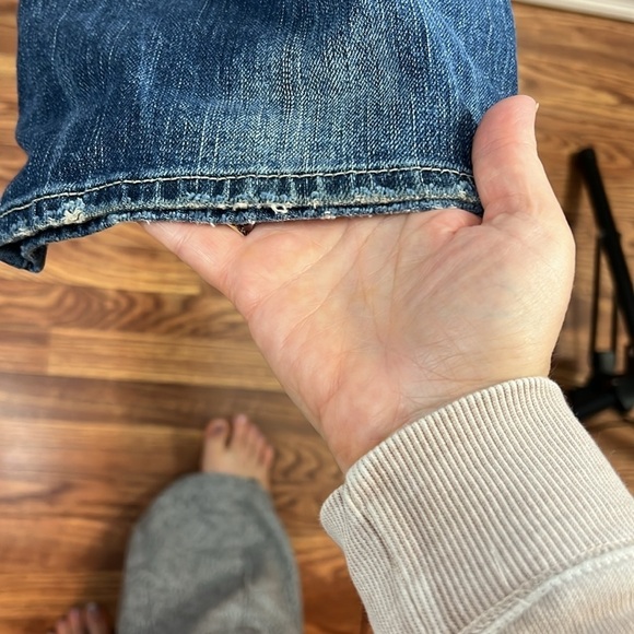 SILVER Aiko Distressed Jeans Size 31x33 Low Rise Bootcut - Picture 8 of 13